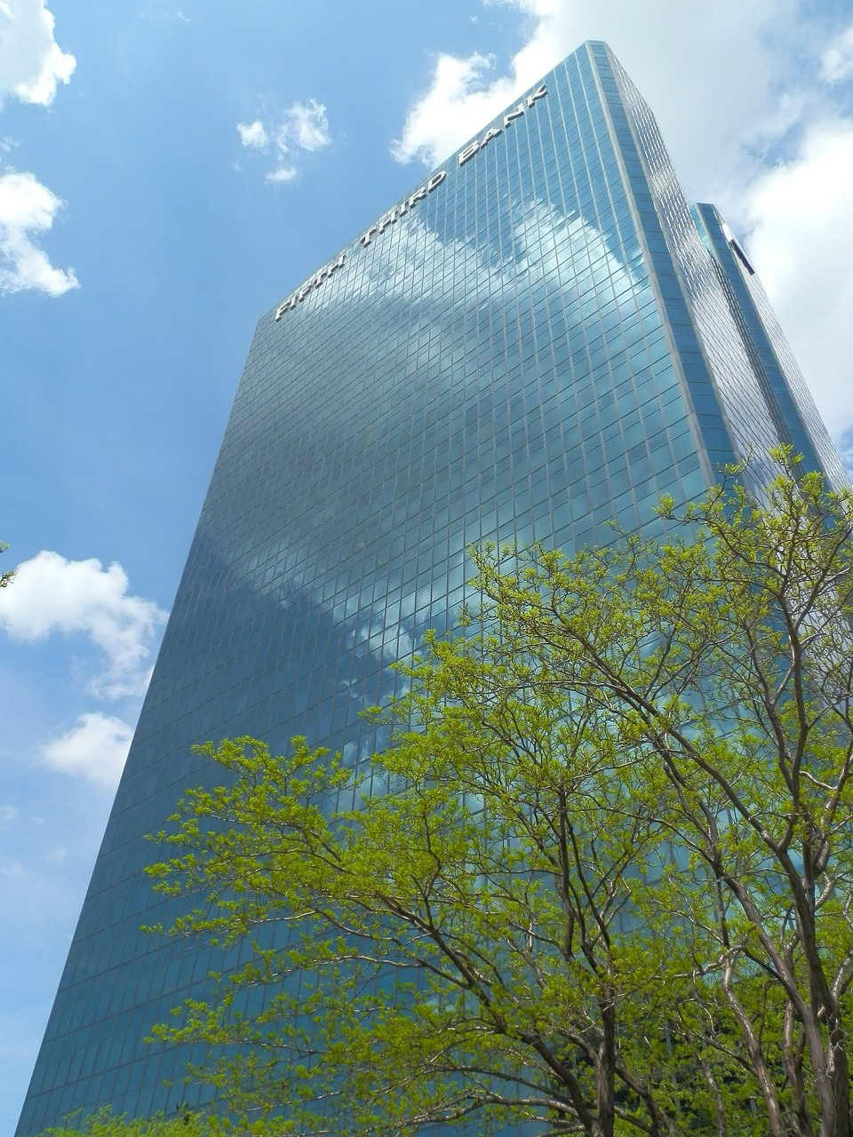 慈溪最新楼盘概览，城市发展与居住品质同步提升