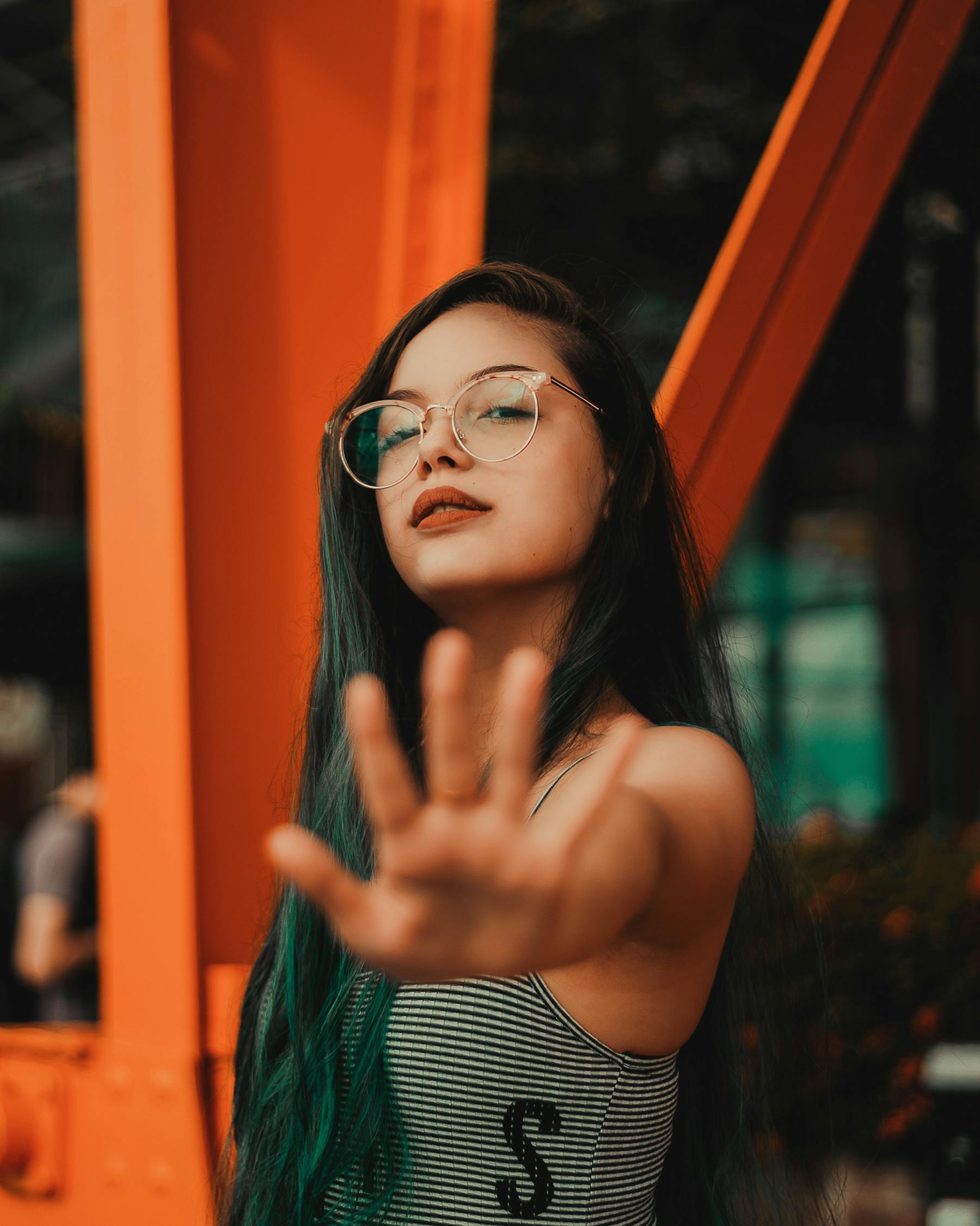 探索灿烈的世界与魅力，最新图片一览